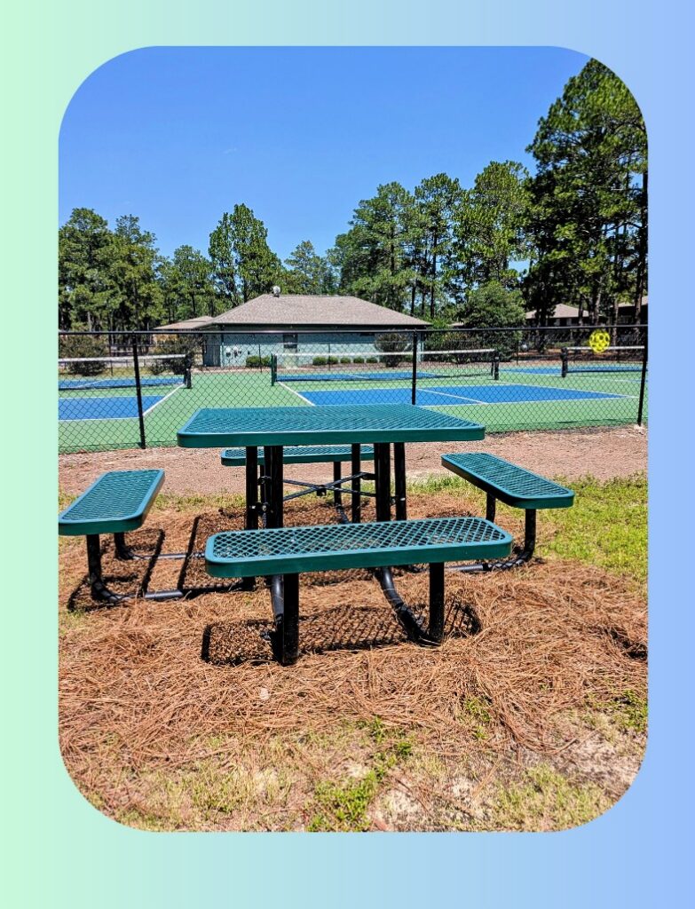 Look what’s new at the pickleball courts!